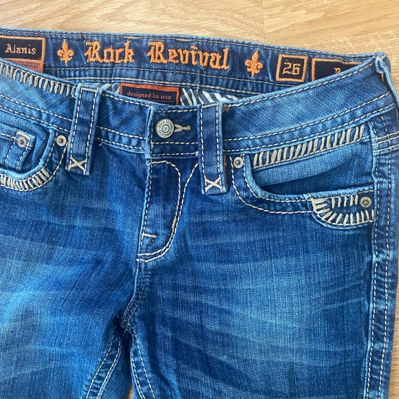 Size 26 rock revival jeans. Maybe have been worn once. - Picture 3 of 7
